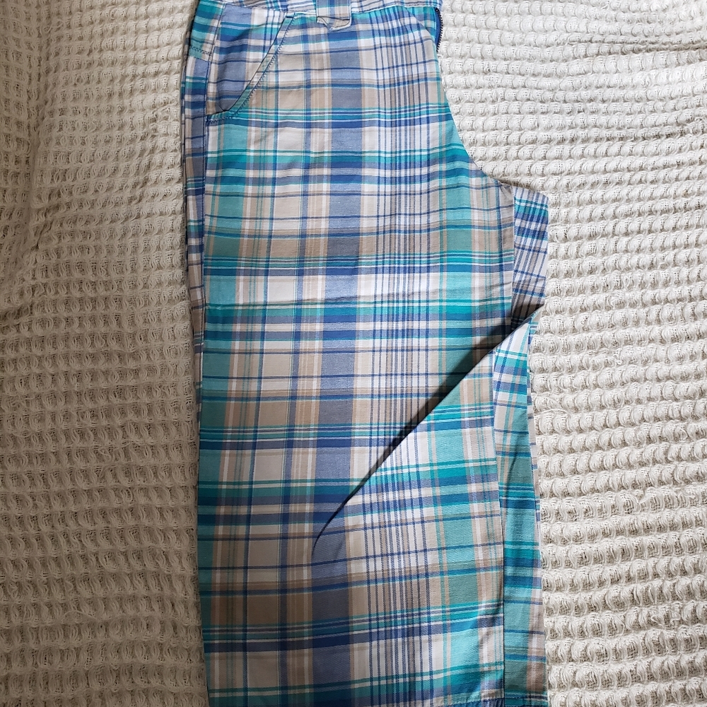 Capris - Picture 4 of 4